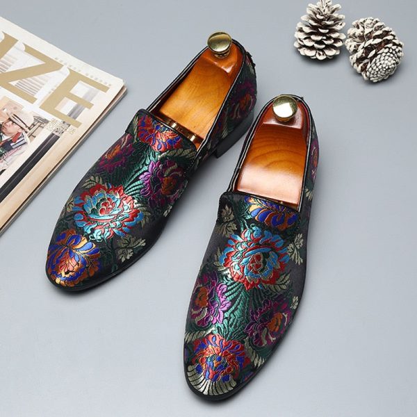 Men's Casual Shoes Mens Comfortable Driving Loafers Light Moccasins Men Retro Embroidery Party Wedding Flats EUR Sizes 38-48 - Image 2